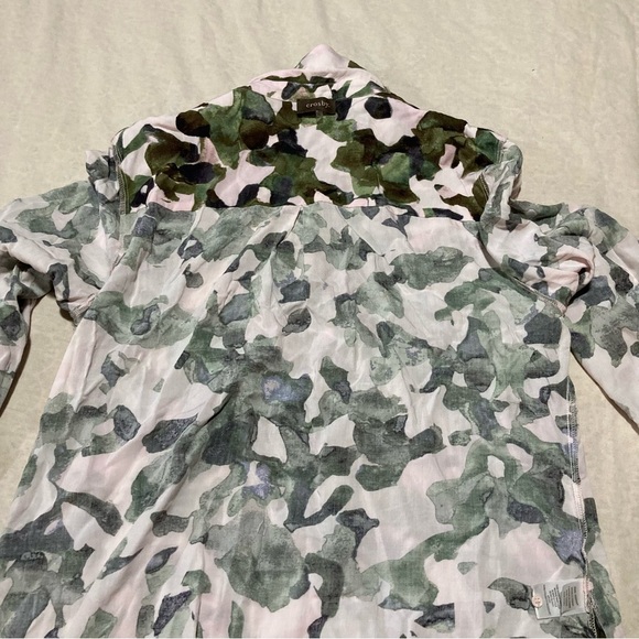 Crosby Green, Pale Pink, and White Button Down Shirt with Camouflage Design - Picture 8 of 13